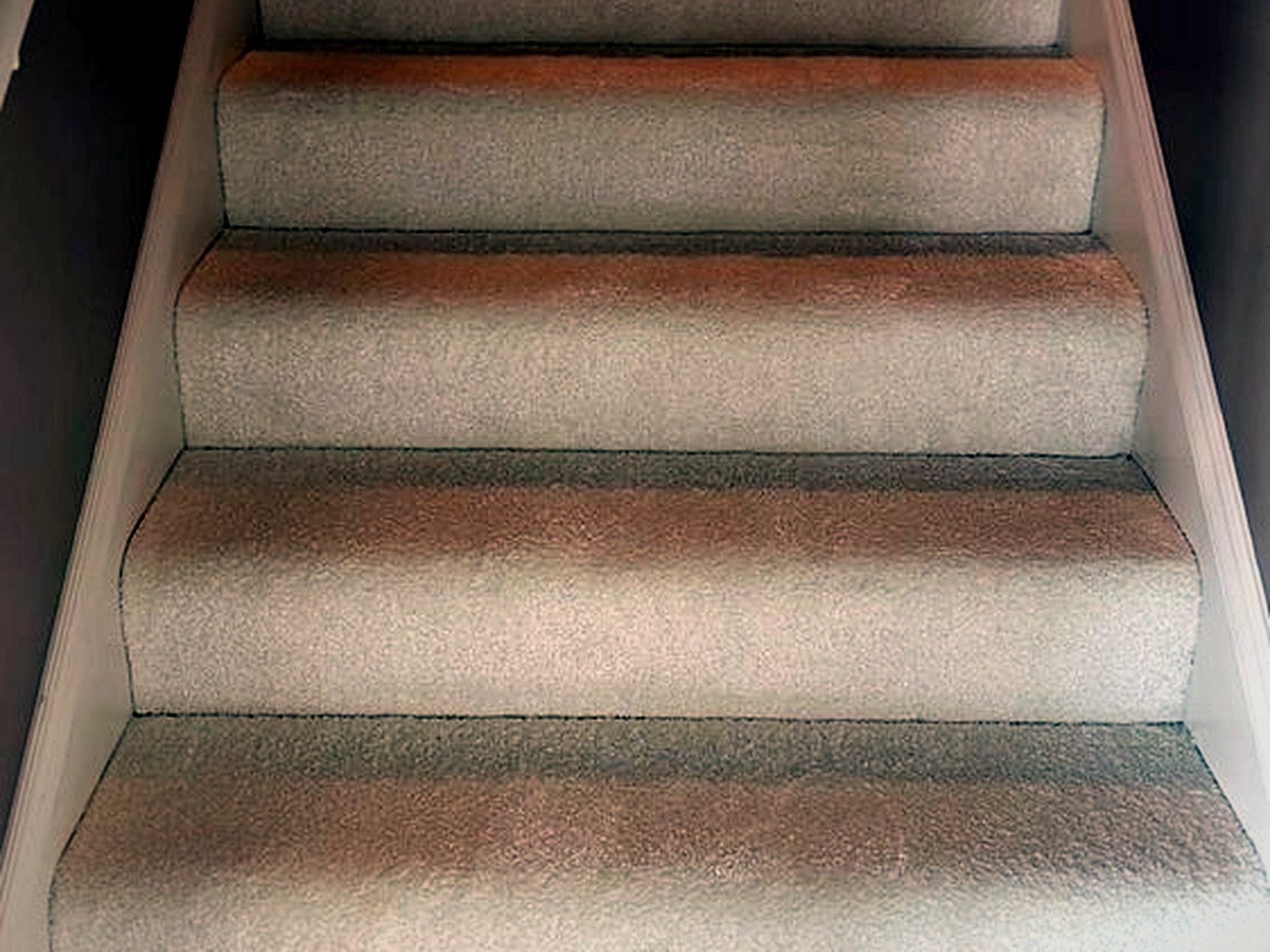 Plush Stanton Jazzy Snow carpet installed over Superpad acoustic underpad on a residential staircase in San Francisco